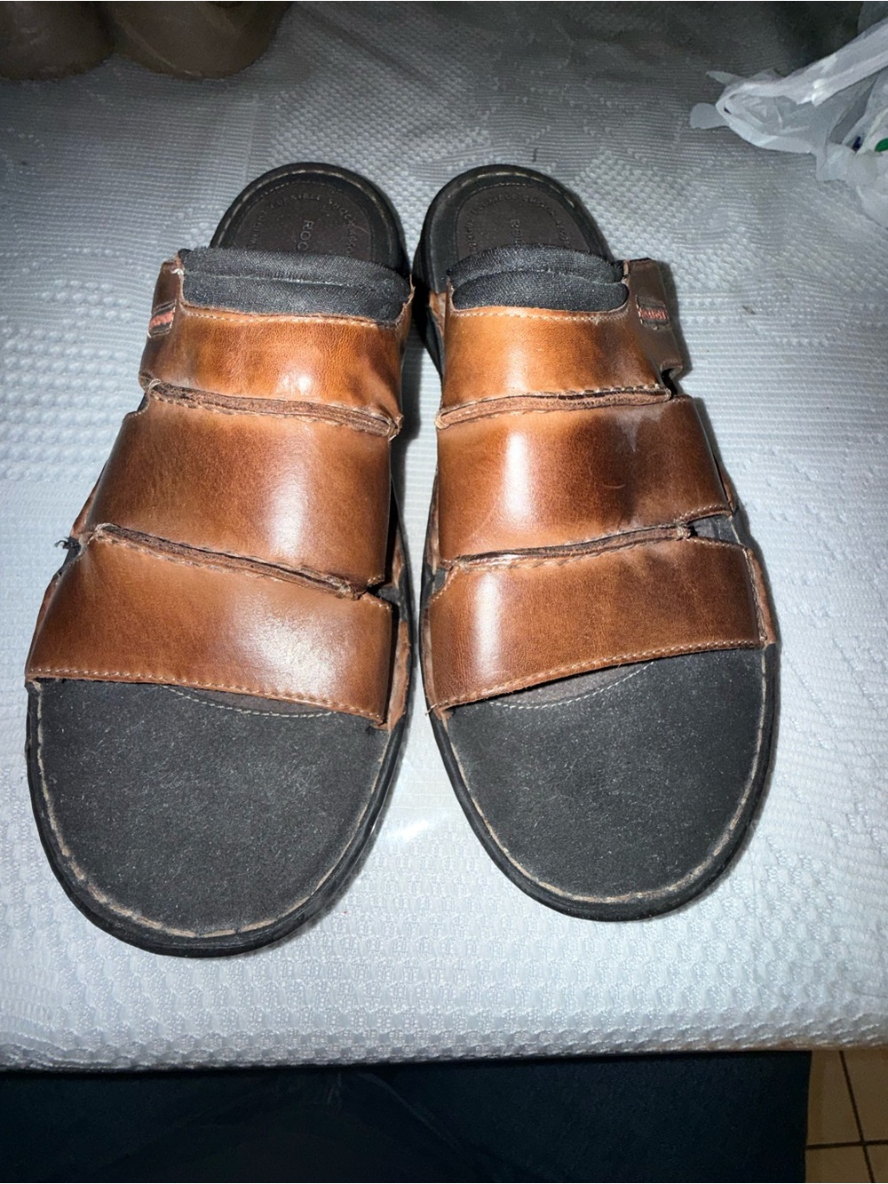 Rockport Men's Brown Leather Slide Sandals With Black Footbed